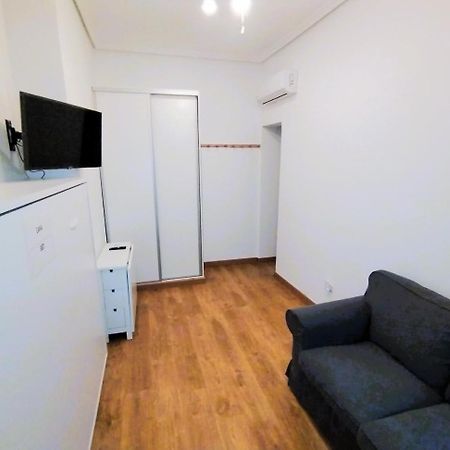 Puerta Del Sol - Apartamento Para 6 Madrid Ngoại thất bức ảnh