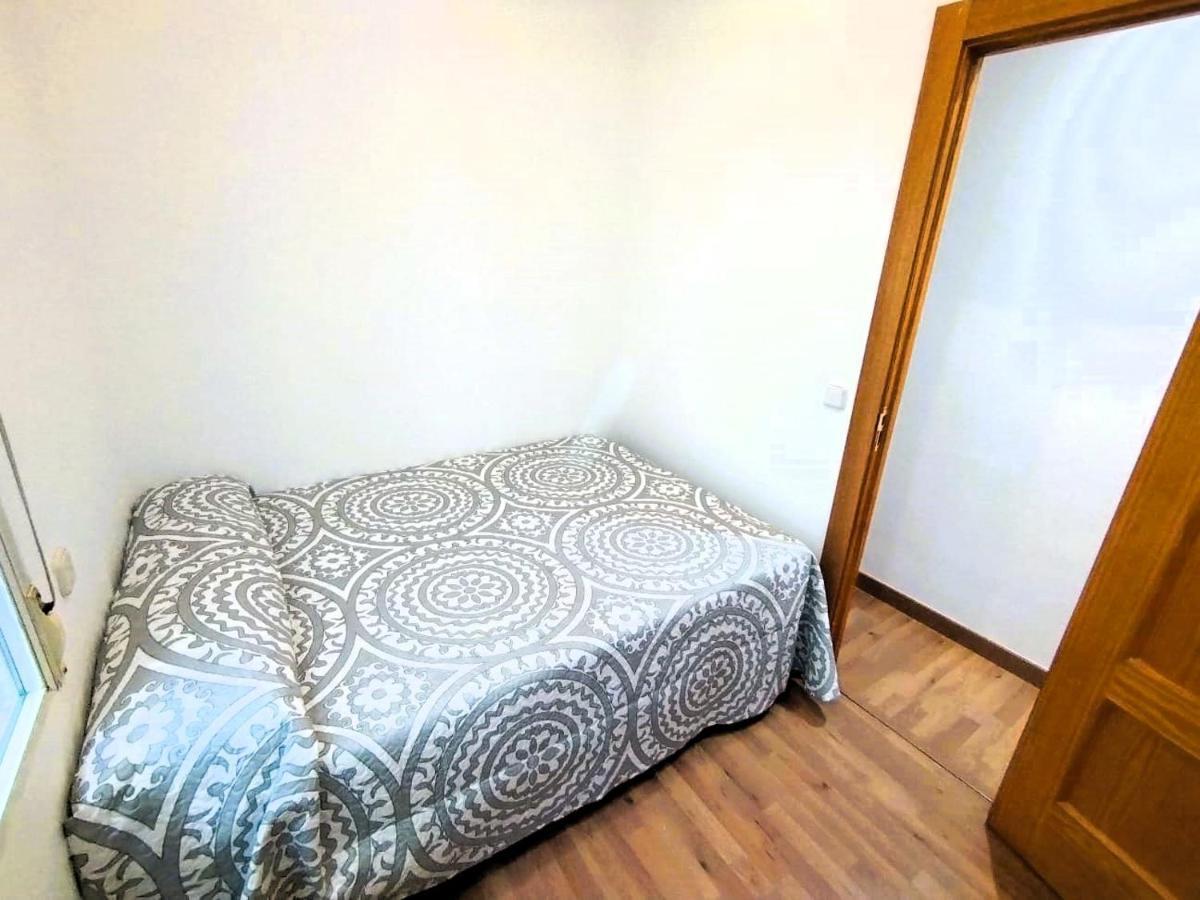 Puerta Del Sol - Apartamento Para 6 Madrid Ngoại thất bức ảnh